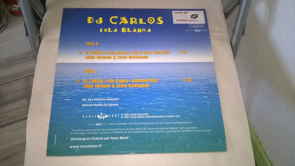 Vinyle maxi 45 tours 
Isla Blanca
DJ Carlos
1997
Excelle CD et vinyles