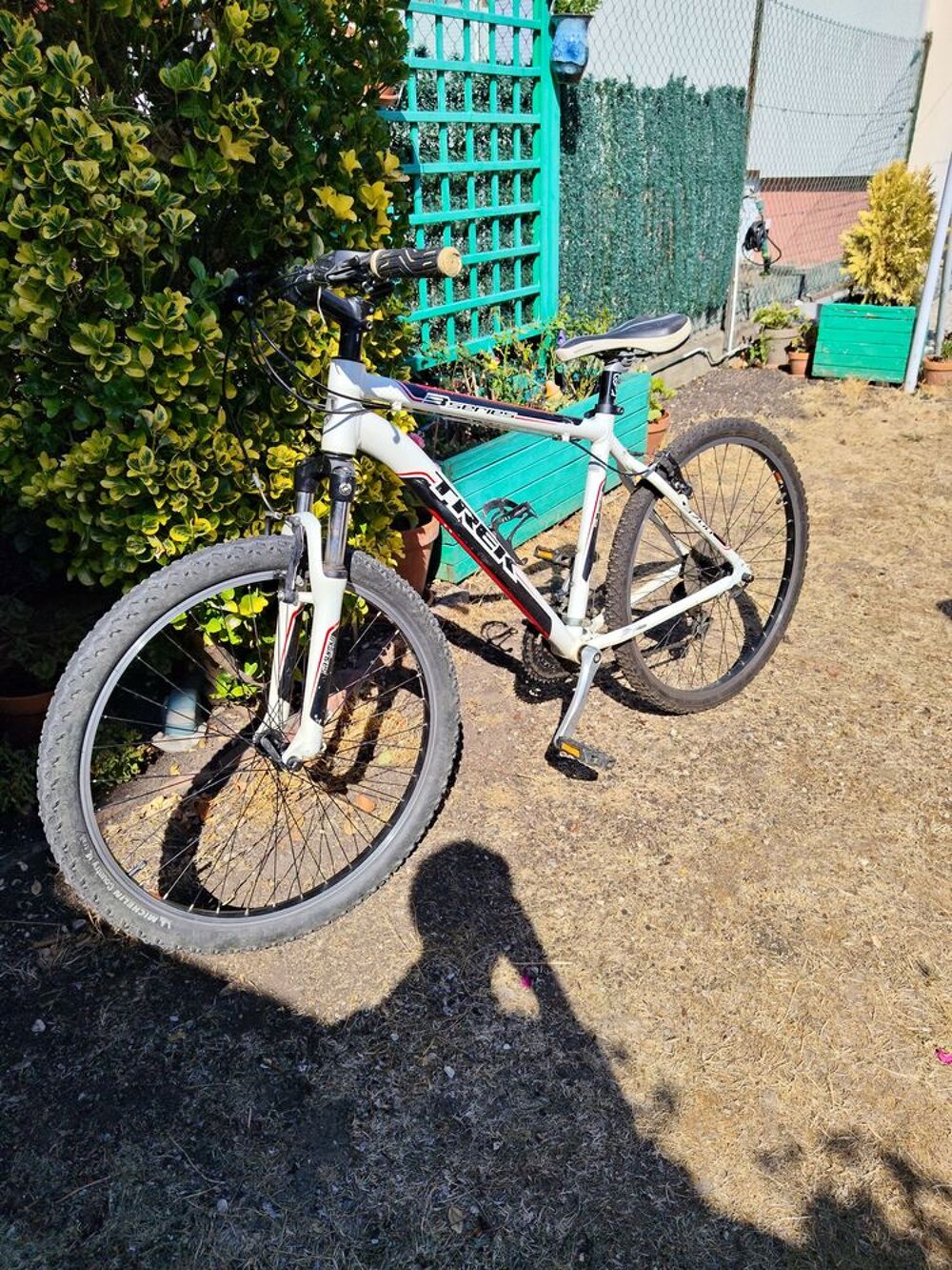 vtt trek serie T3700 21 vitesses Vélos