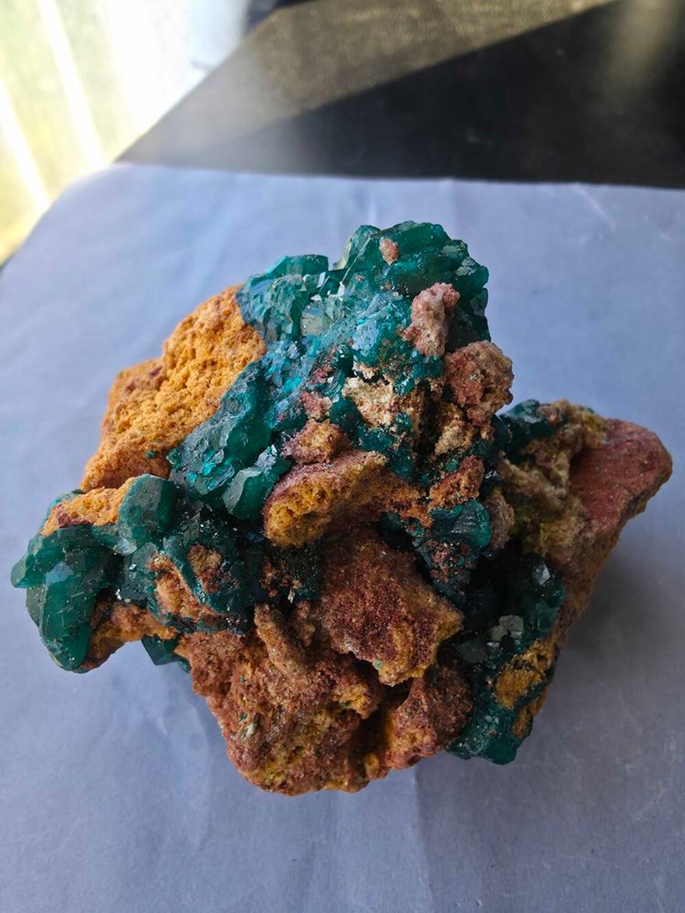 Min&eacute;ral de Collection Dioptase Brute sur Gangue-Katanga RDC 