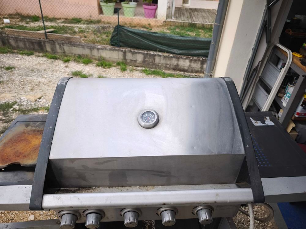 Barbecue gaz 4 feux plancha et grillades Electroménager