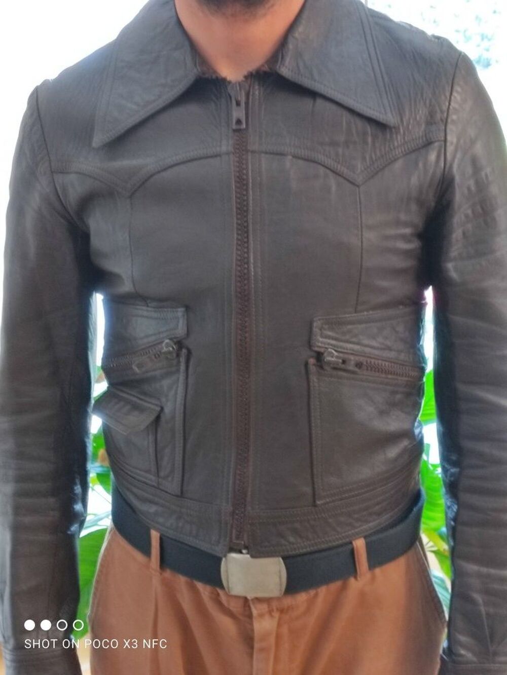 Blouson homme cuir couleur marron fonc&eacute; taille 40 Vêtements