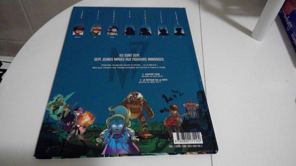 MAGIC 7 AU CHOIX Livres et BD