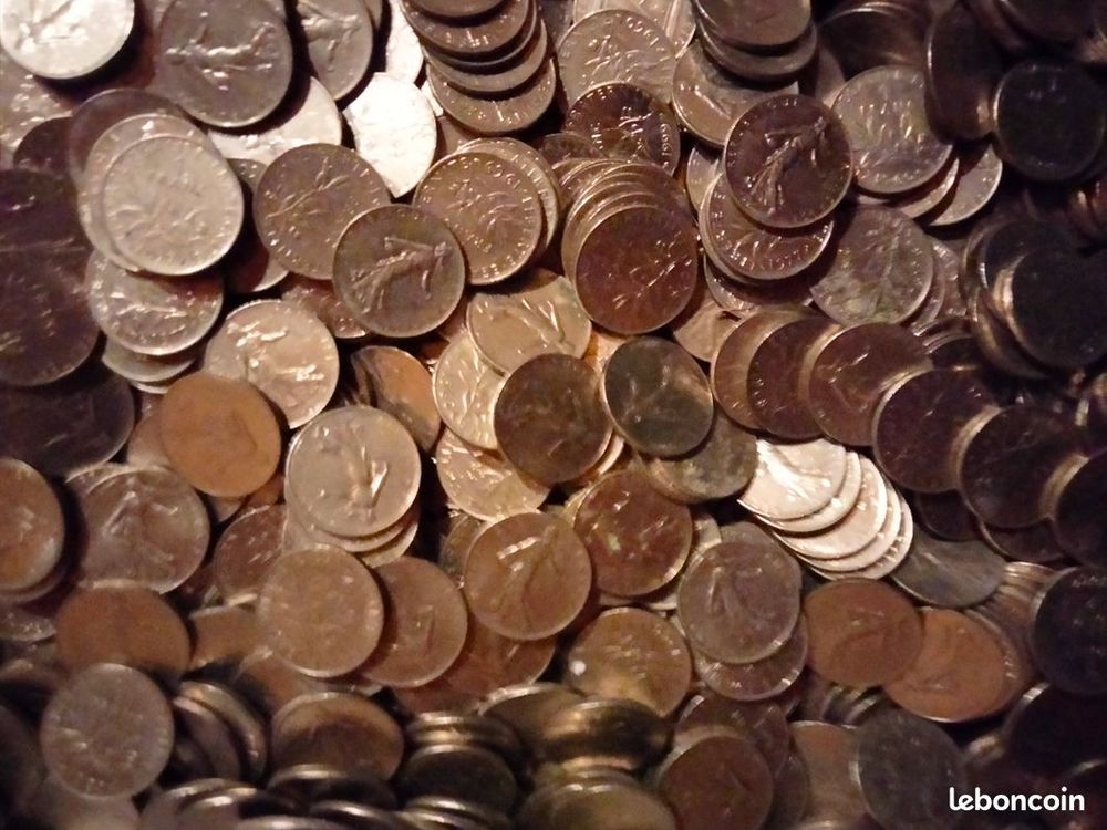lot de 130 pi&egrave;ces de monnaie 1 francs et 5 francs
