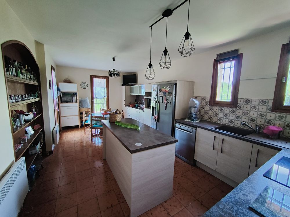 Vente Villa Rare : Villa type 6 à proximité des plages Monticello