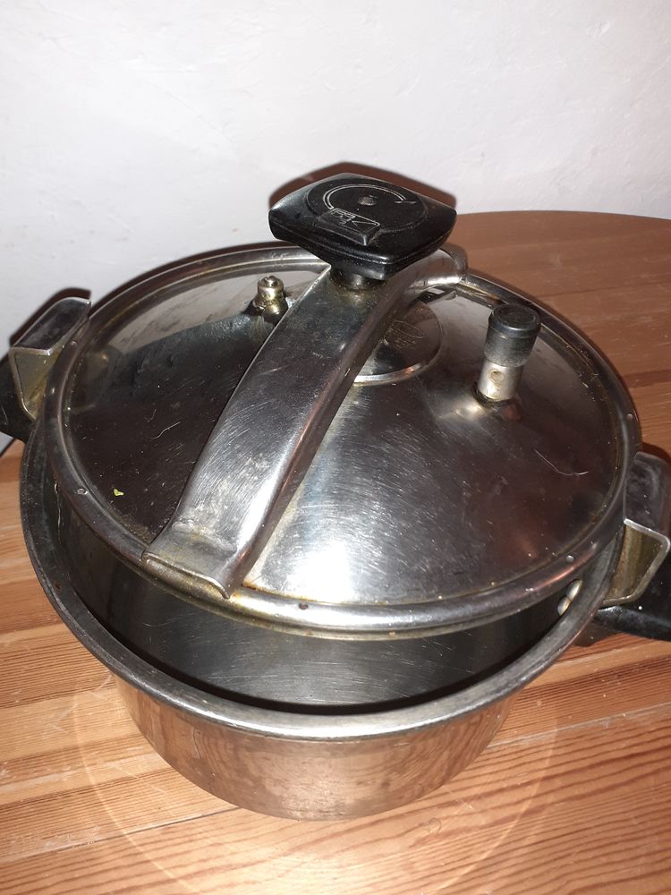 ANCIENNE COCOTTE MINUTE Seb 8Lb Serie S Fonte 03/1968 Casserole Cuisine