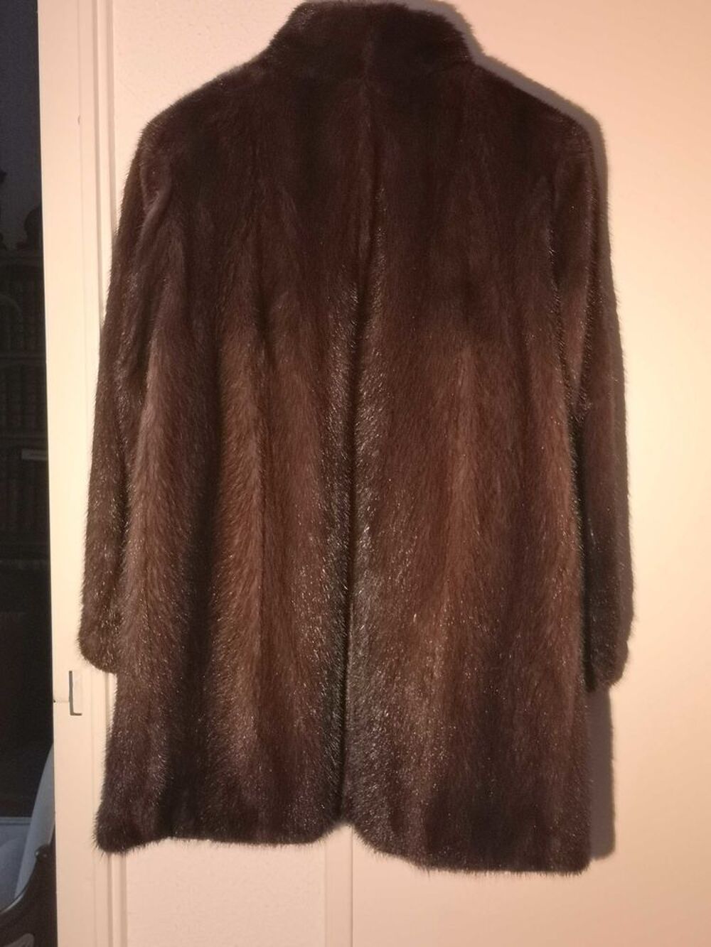 Superbe manteau de Vison pleines peaux femme T 40 avec &eacute;charpe Vêtements