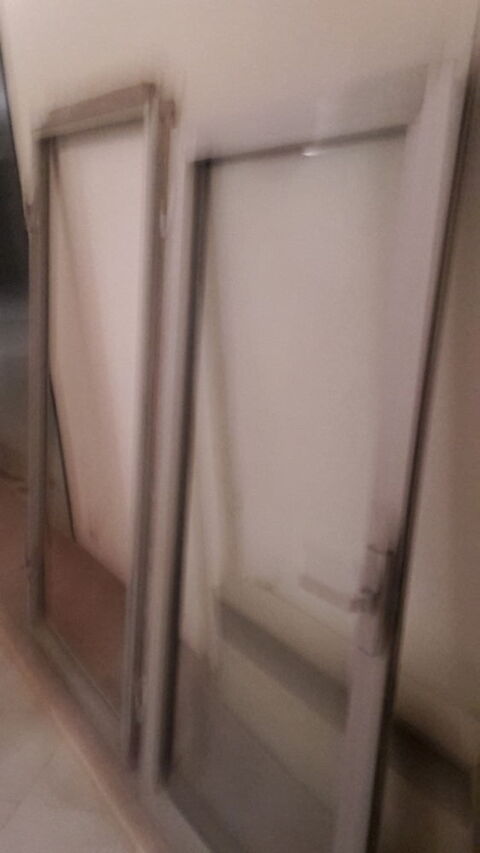 CADRE+FENETRE ALU 50 Agde (34)