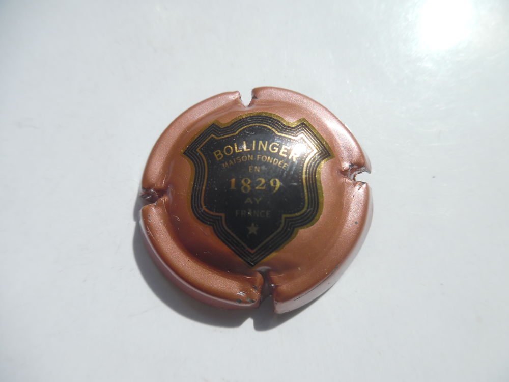 Champagne BOLLINGER "&eacute;cusson contour or" 