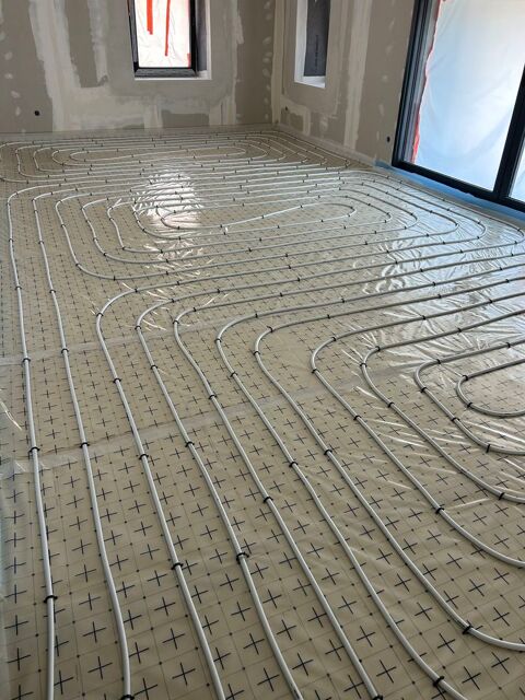 Plombier chauffagiste &agrave; la retraite recherche des travaux
0 74800 Amancy