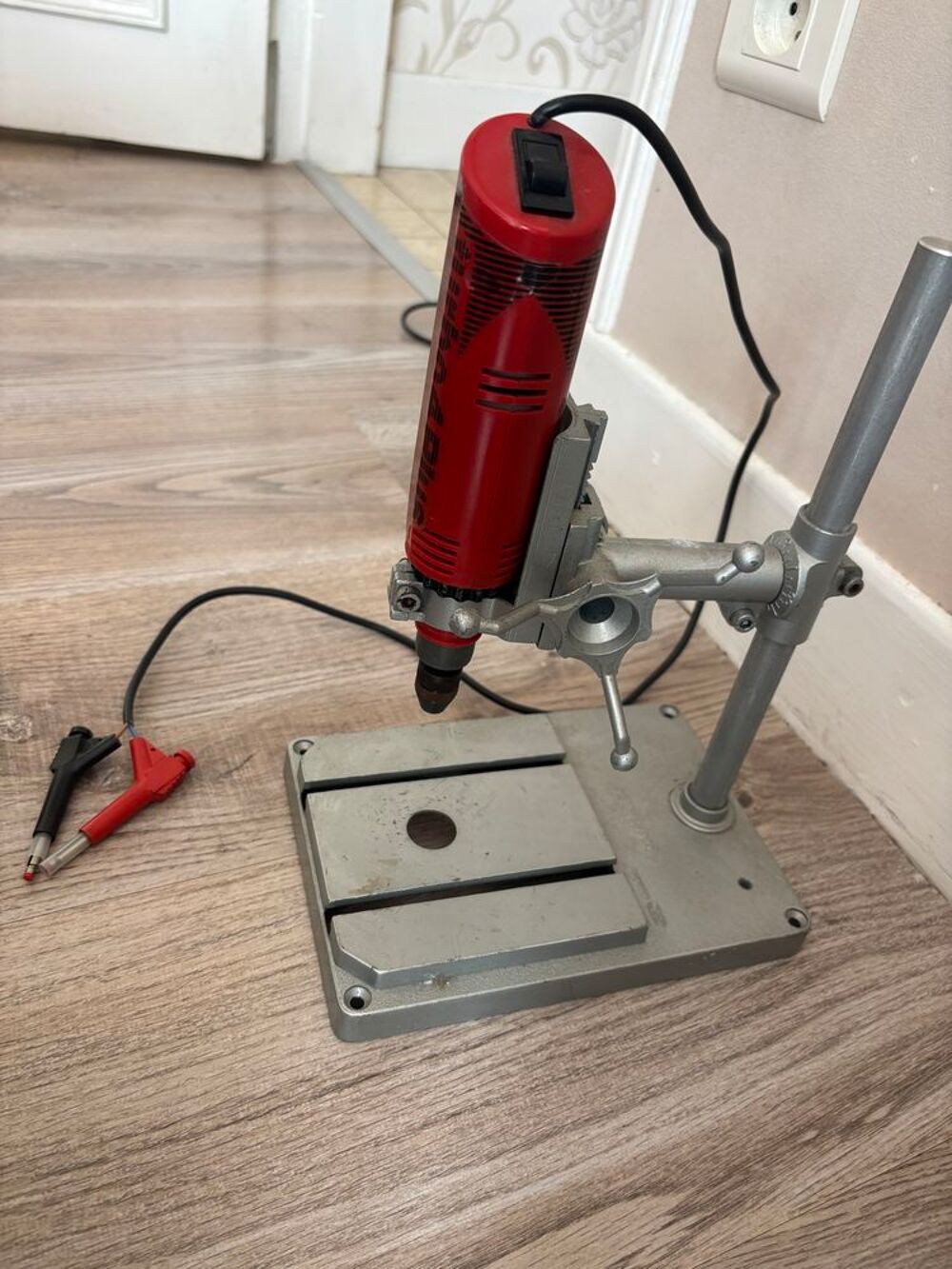 Perceuse &agrave; colonne 18V "&nbsp;turbo 4 plus&nbsp;" avec forets Bricolage