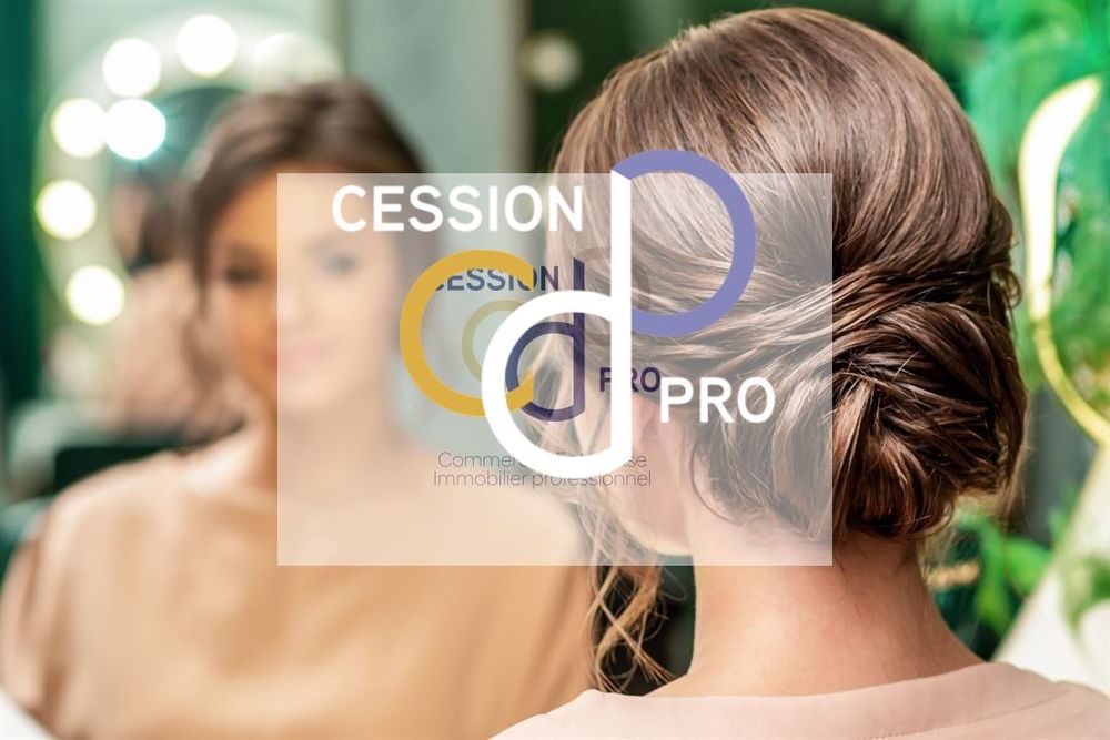   ALON DE COIFFURE A CEDER EN CENTRE VILLAGE ST MARCEL D'ARDECHE 