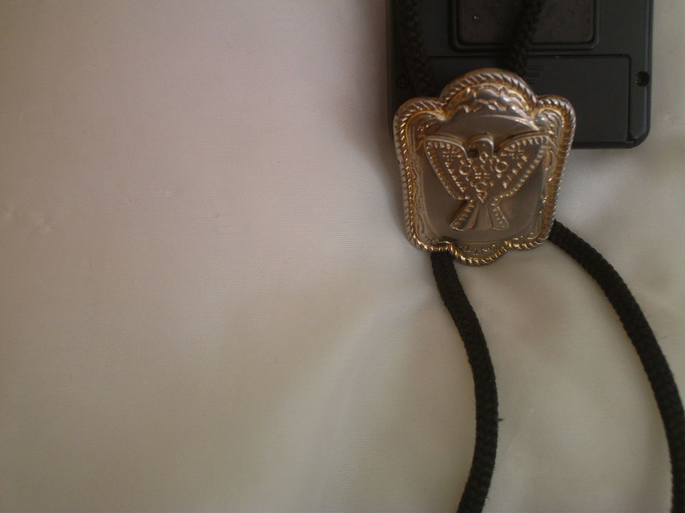 Beau cordon cravate &eacute;cusson aigle royal N&deg;945 Bijoux et montres