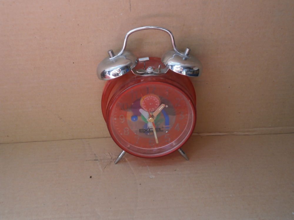  R&eacute;veil transparent vintage 
