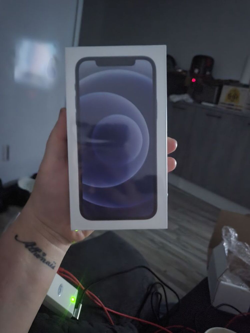 Apple Iphone12 neuf 5g 128 go noir jamais utilis&eacute; Téléphones et tablettes