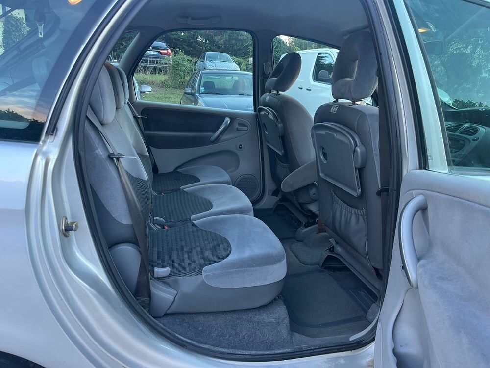 Picasso Xsara 1.6 HDi 110 FAP Exclusive (6 CV) 2007 occasion 33530 Bassens