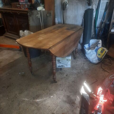 Table ronde pliable 80 Mareuil-sur-Lay-Dissais (85)