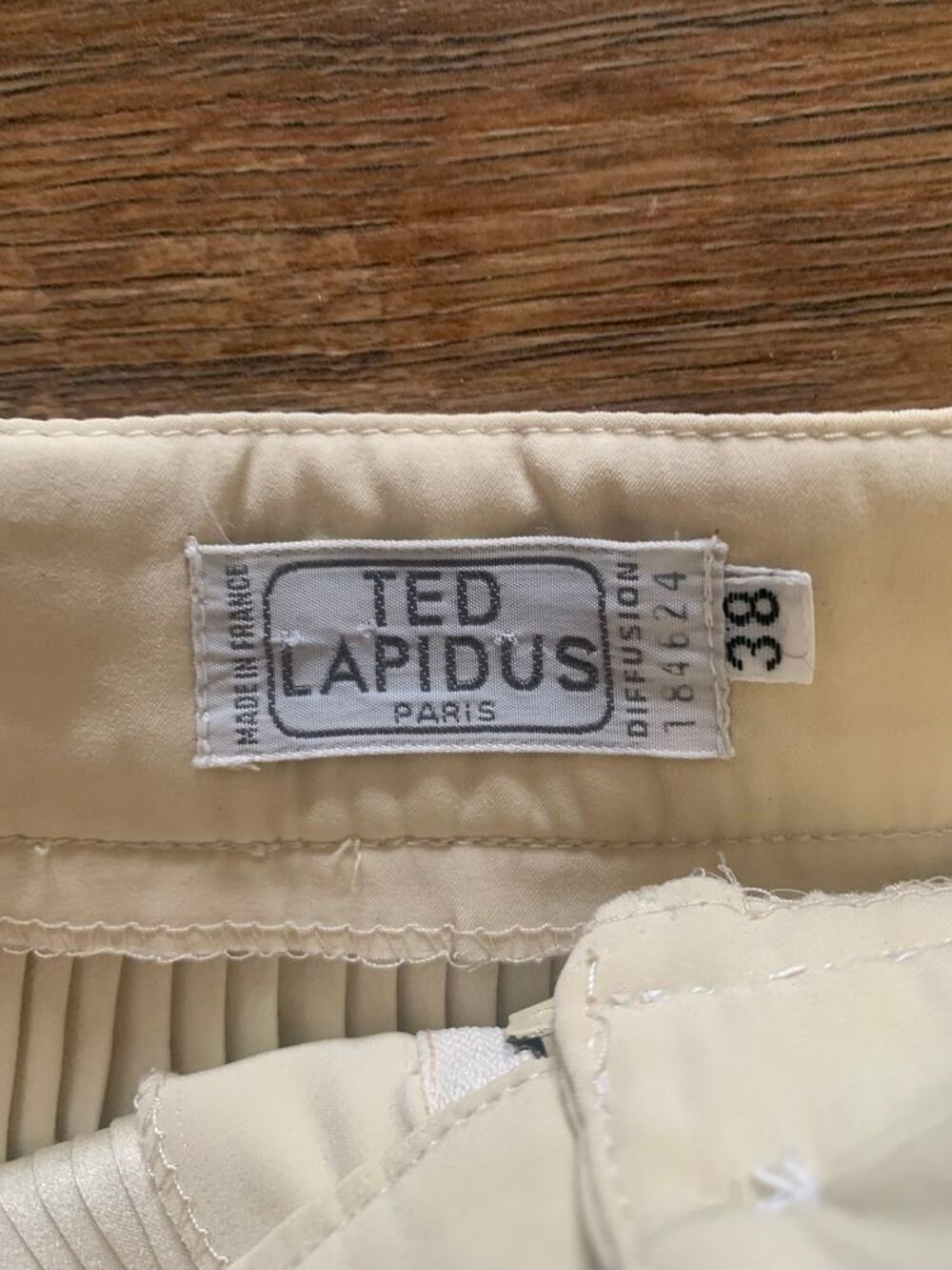 Jupe femme " Ted Lapidus - Paris " Vêtements
