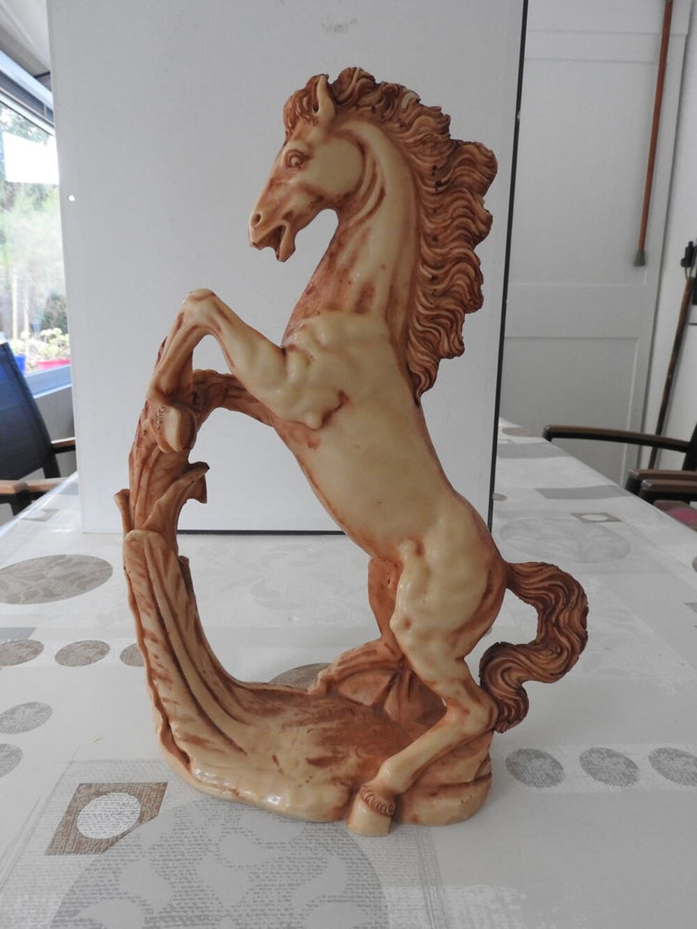 Rare Cheval cabr&eacute; 