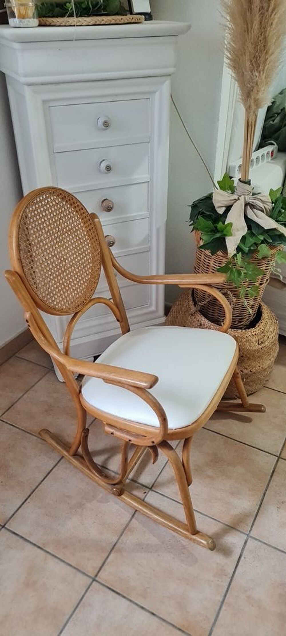 Rocking chair enfant en rotin Mobilier enfants