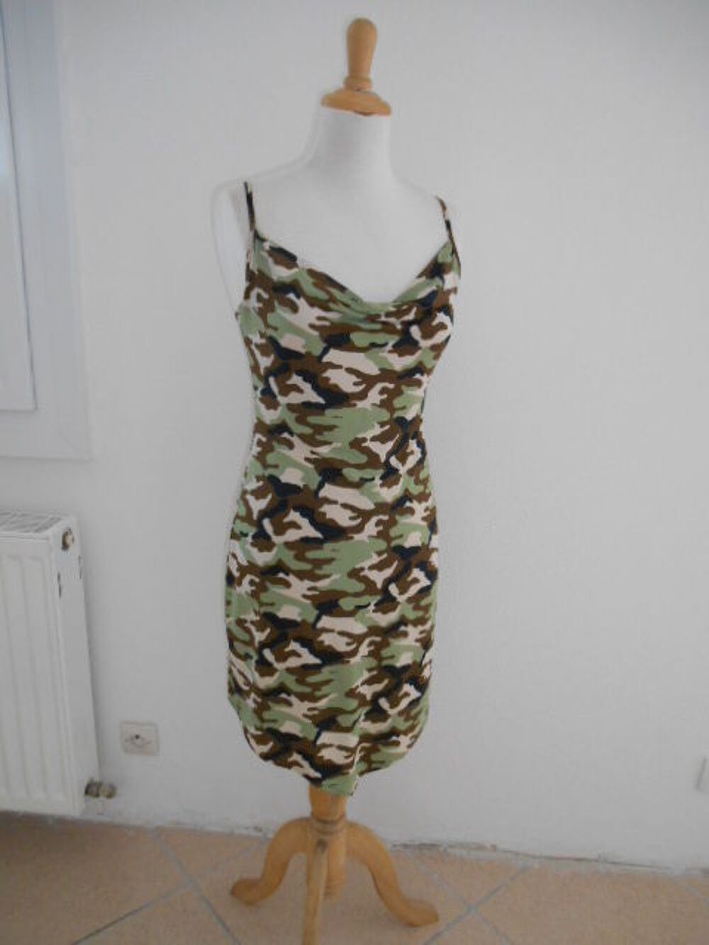 Robe bretelles imprim&eacute; baroudeur NAF NAF Vêtements
