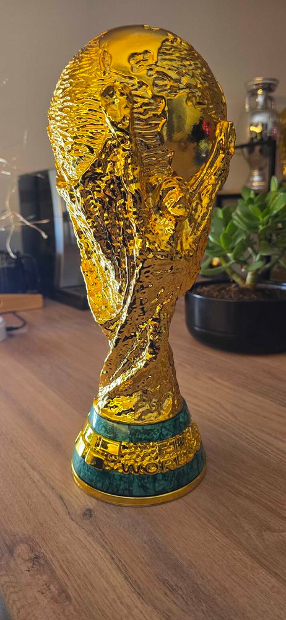 R&eacute;plique Troph&eacute;e Coupe du Monde de football 