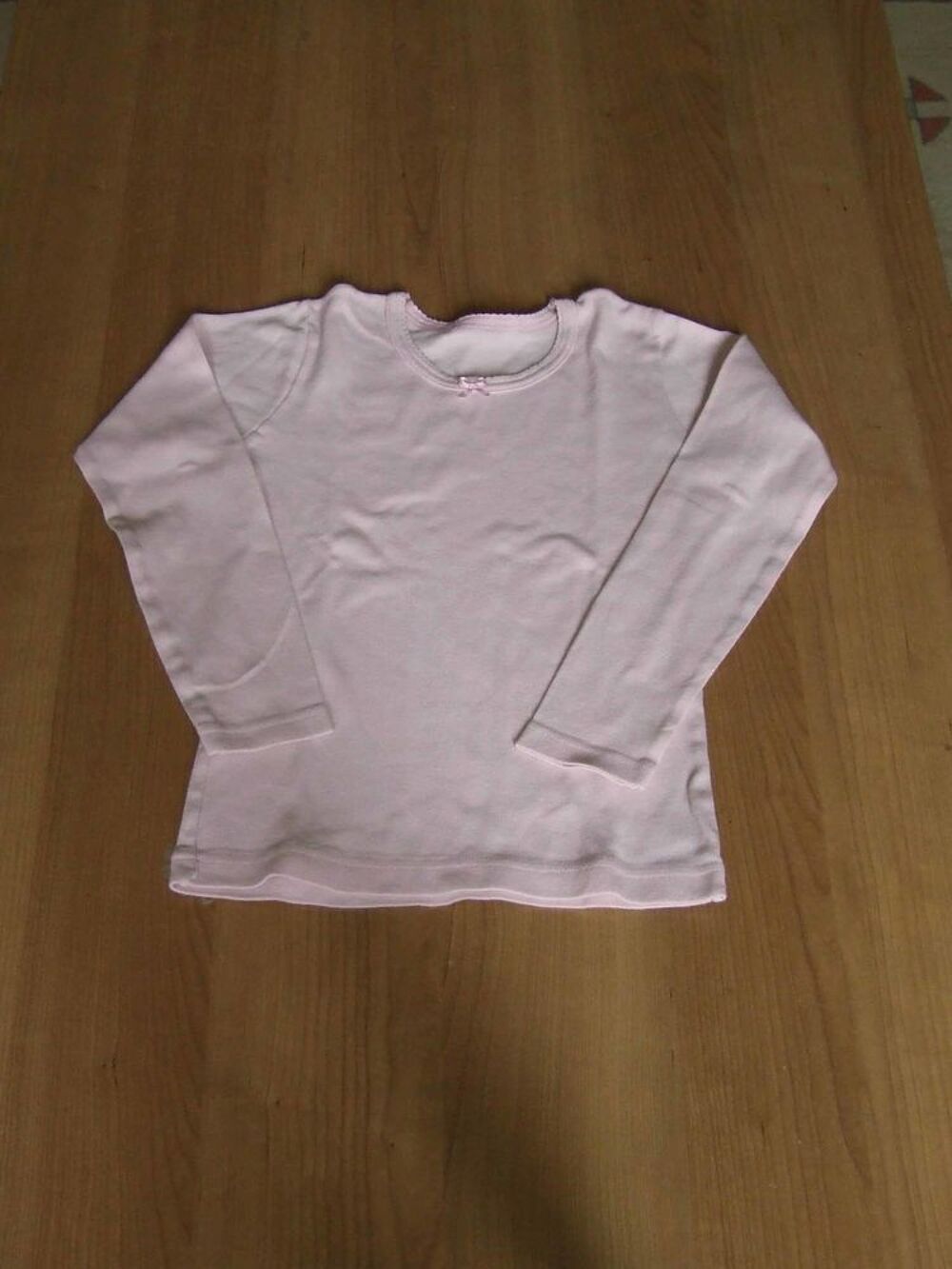 Tee-shirt, maillot de corps manches longues, 6 8 ans, TBE
Vêtements enfants