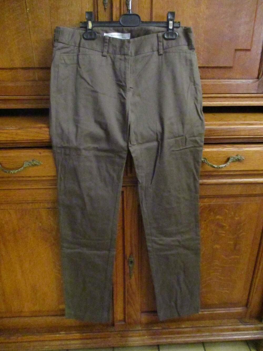 un pantalon de toile marron en bon &eacute;tat 38/40 Vêtements
