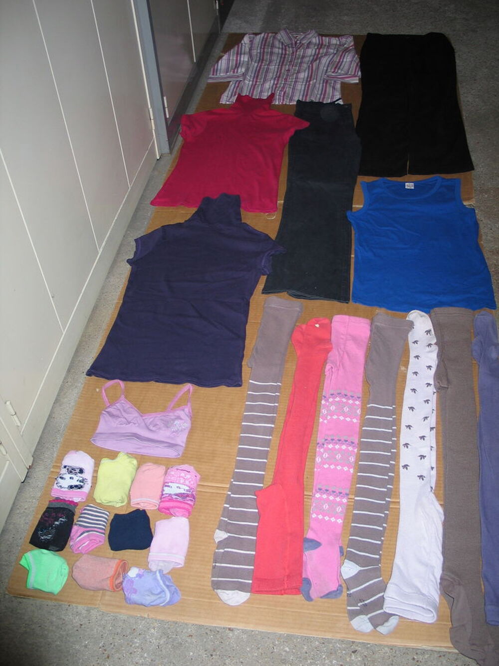 V&ecirc;tements homme, femme, adolescents, enfants V5 Vtements