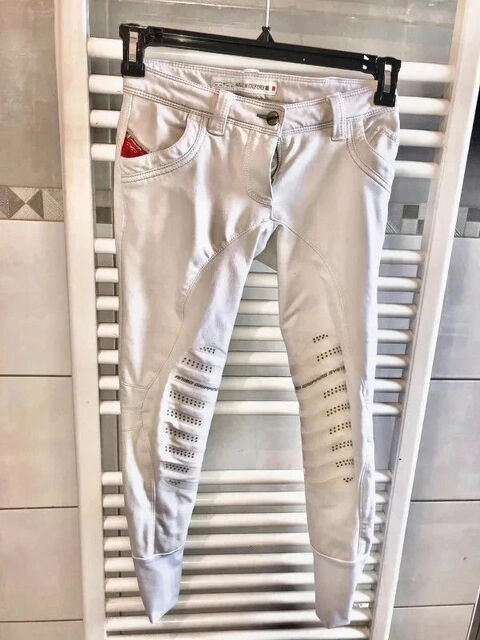 Pantalon de concours  Animo taille 32 en tbe  55 euros 55 Montral (32)