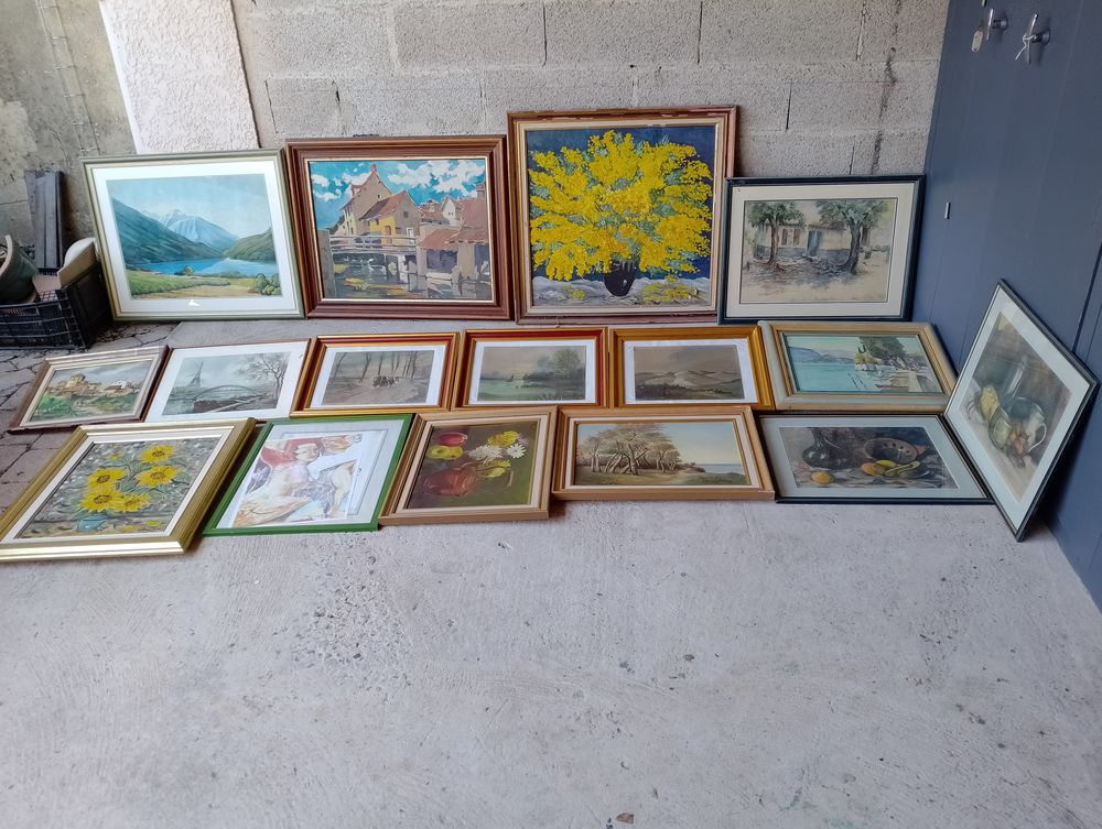 72 tableaux dont 12 sans cadres Décoration