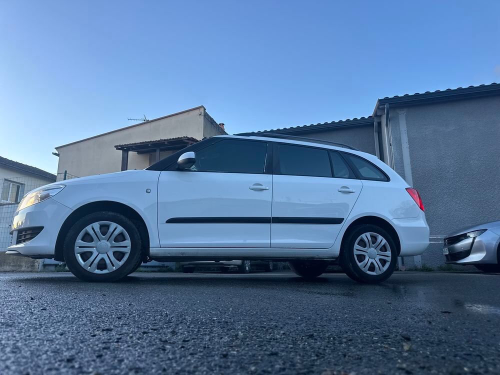 Fabia Combi 1.6 TDI 90 CR Business 2012 occasion 31140 Aucamville