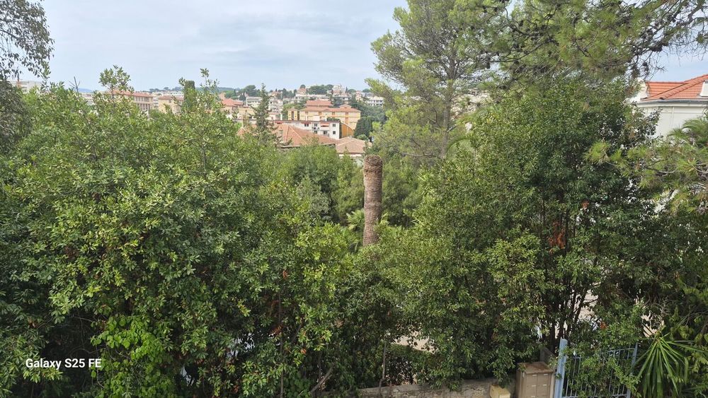 Vente Appartement appatement 3 pièces grands volumes cuisine indépenda Cannes