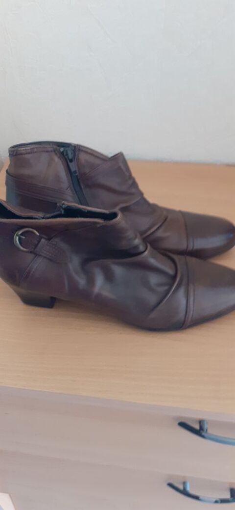 Chaussures femme  15 Bourges (18)