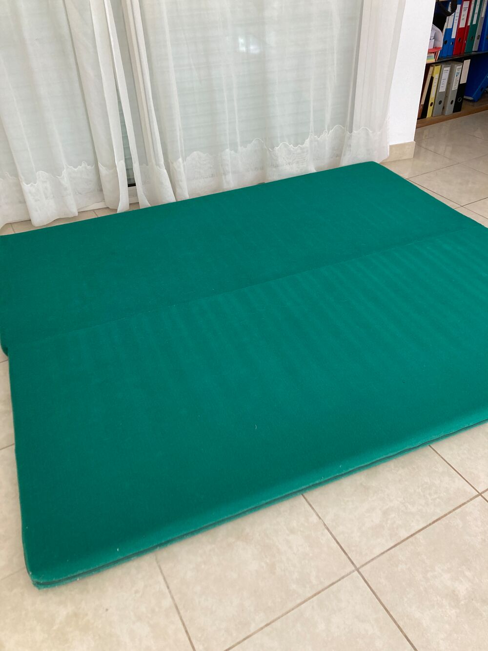Matelas, futon. Meubles
