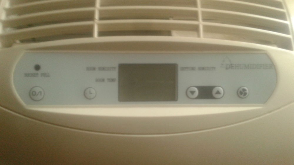  DESHUMIDIFICATEUR EQUATION WDH 928DB-20 Electroménager