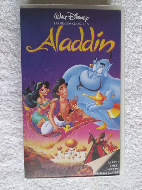 Cassette video aladdin - vhs - 8 Chauriat (63)
