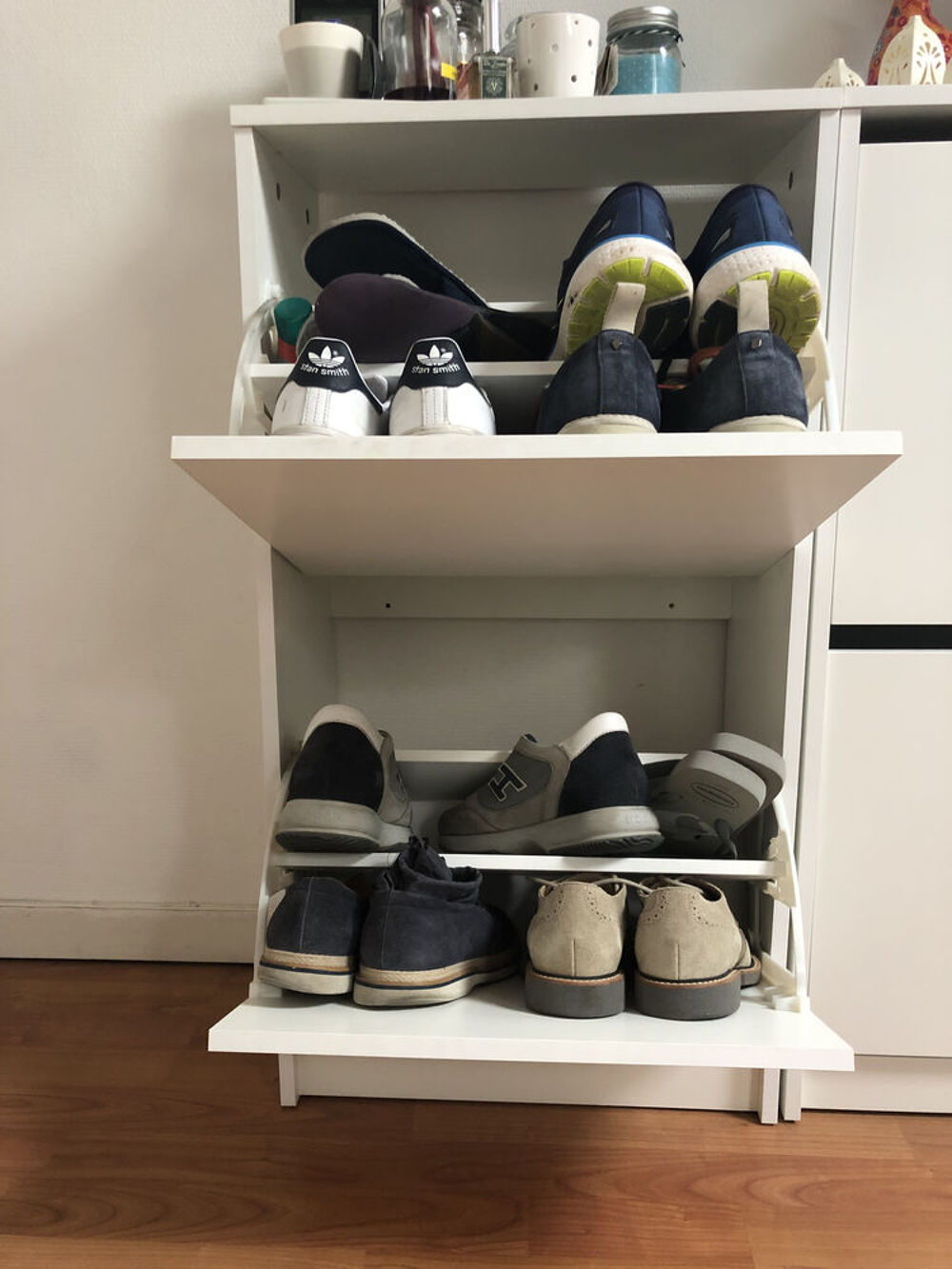 2 armoires &agrave; chaussures Ikea BISSA Meubles