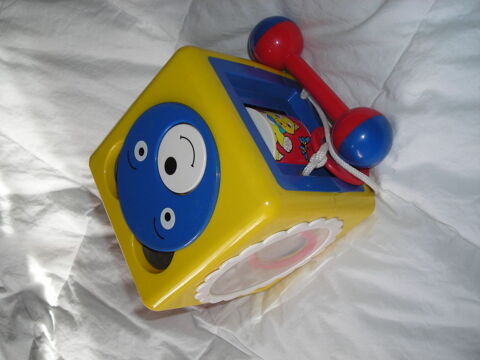 Jouet educatif bas age 0 Neuilly-le-Ral (03)