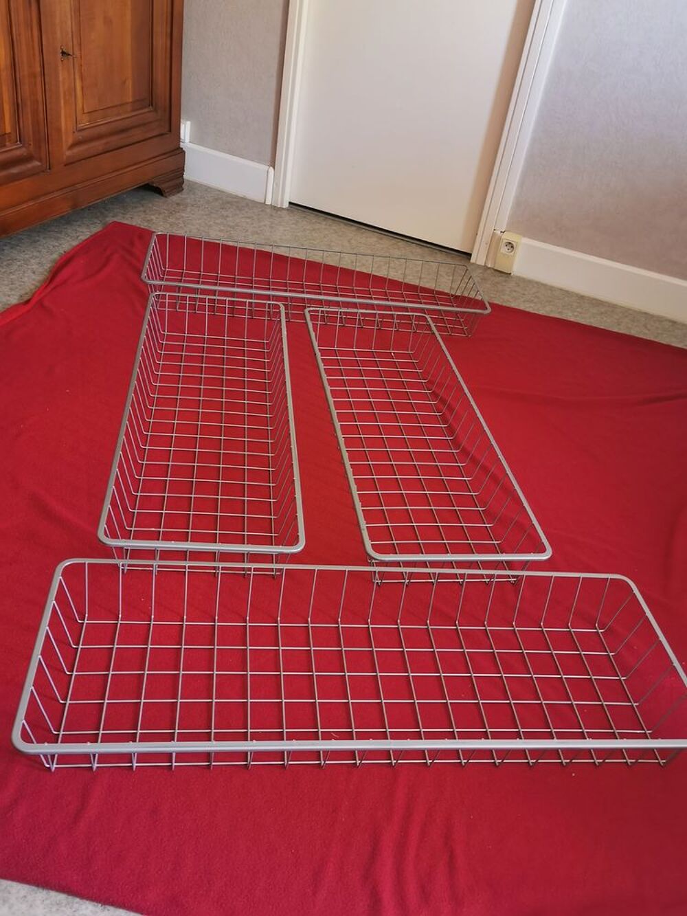 10 PANIERS DE RANGEMENT 42 EUROS OU BIEN VENDU A L'UNITE
Décoration