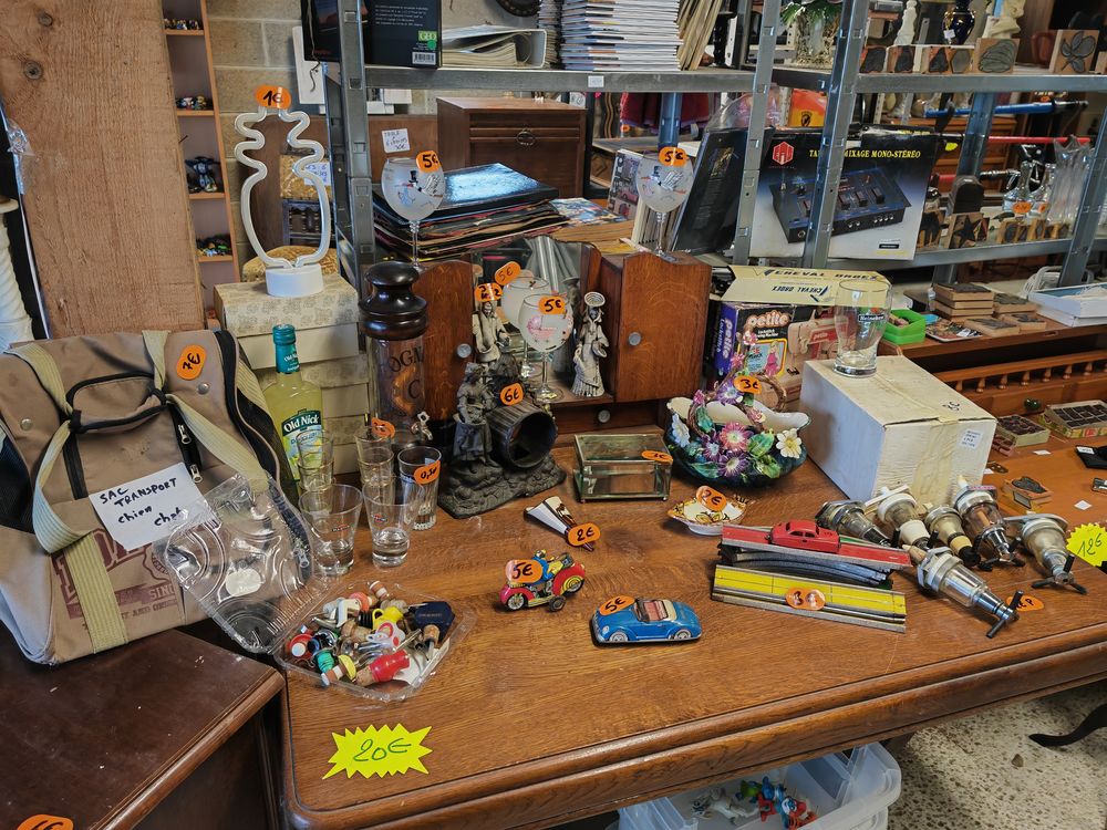 Vide maison/grenier/brocante sur rendez-vous &agrave; Bellonne Décoration