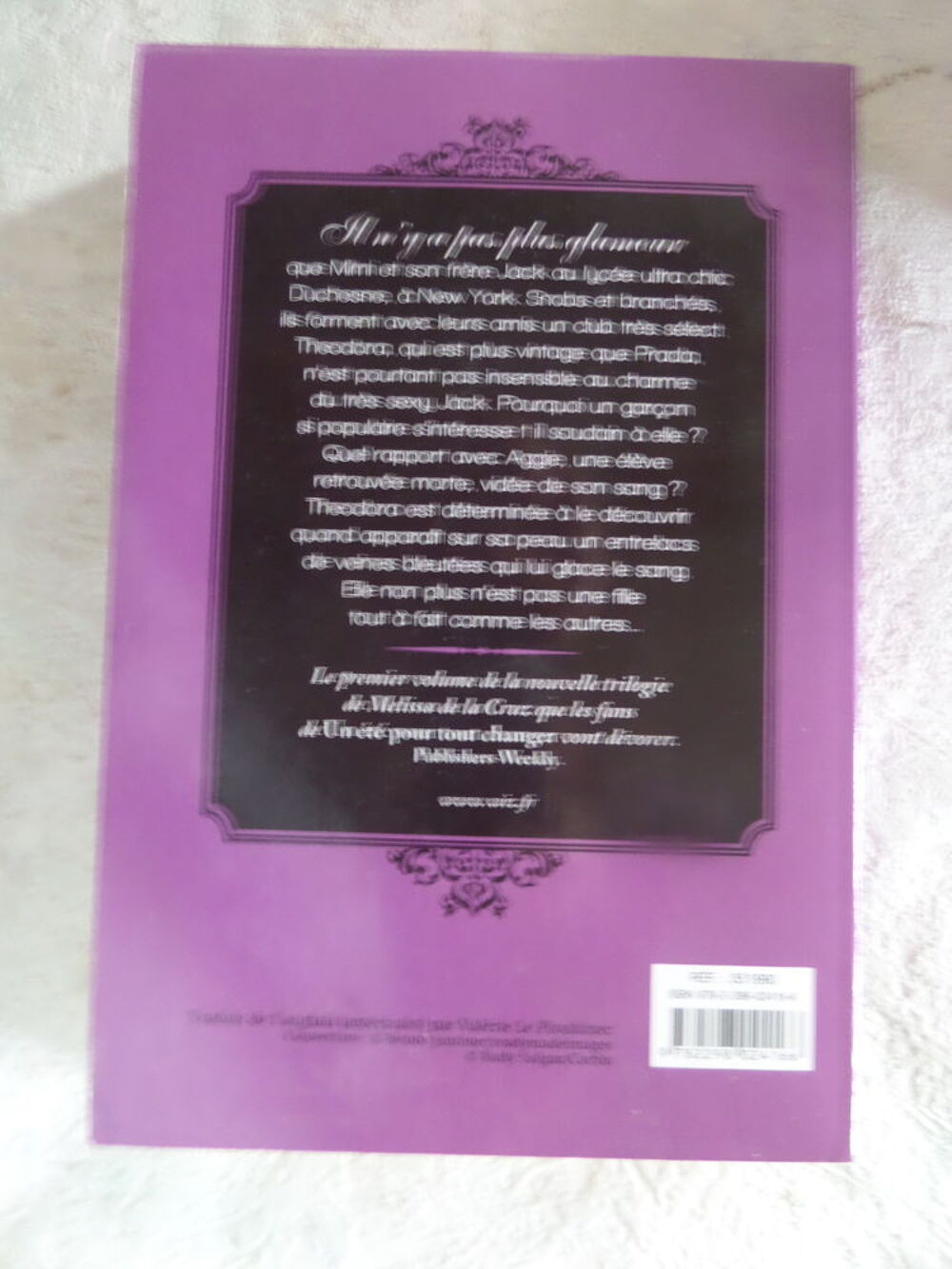 Le baiser du vampire il y as 3 volumes Livres et BD