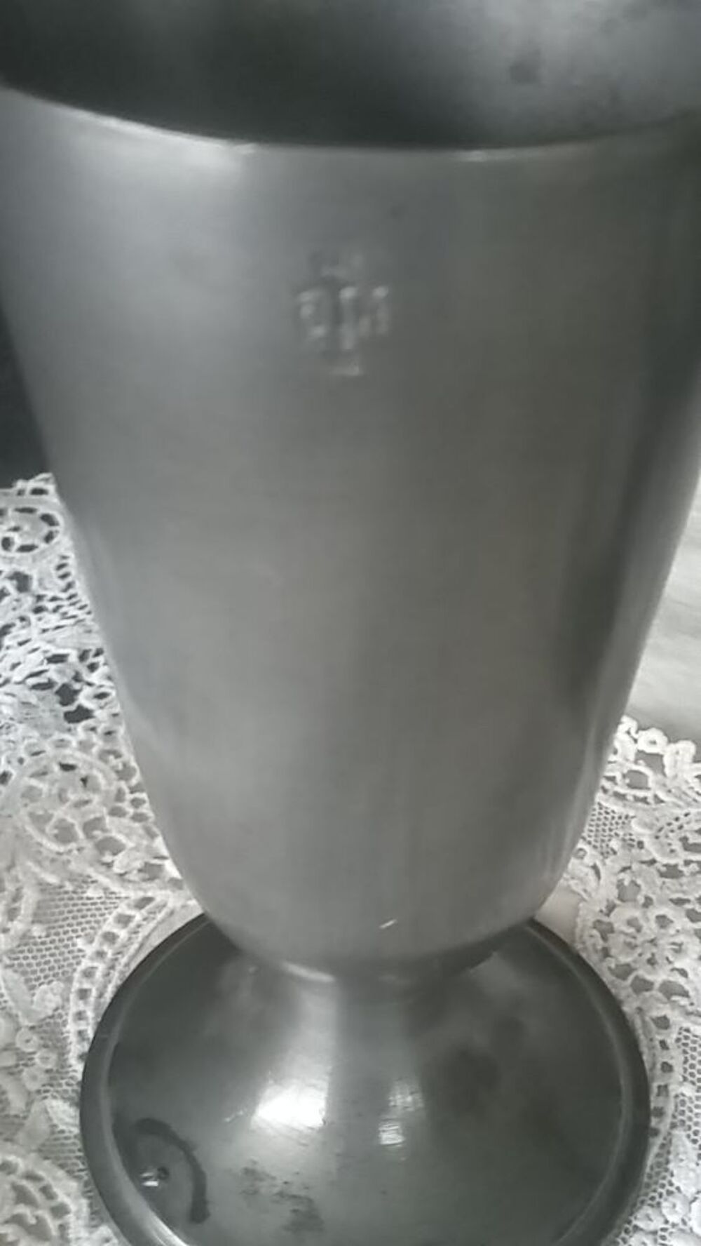 Vase en &eacute;tain Décoration