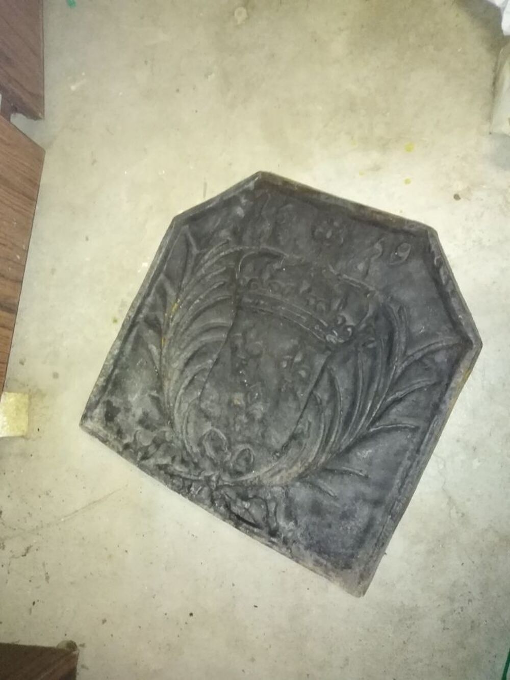 Plaque de chemin&eacute;e tr&egrave;s ancienne Décoration