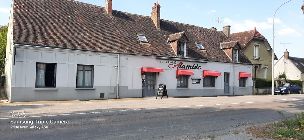 Vente Immeuble batiment anciennement à usage de restaurant Margon