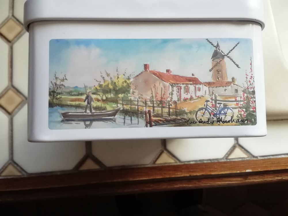Bo&icirc;te &agrave; biscuits peintre ABRAHAM 