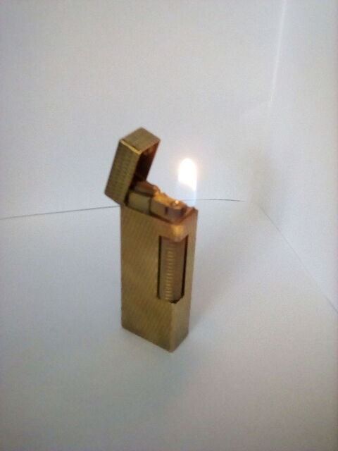 Briquet  Dunhill 110 Cahors (46)