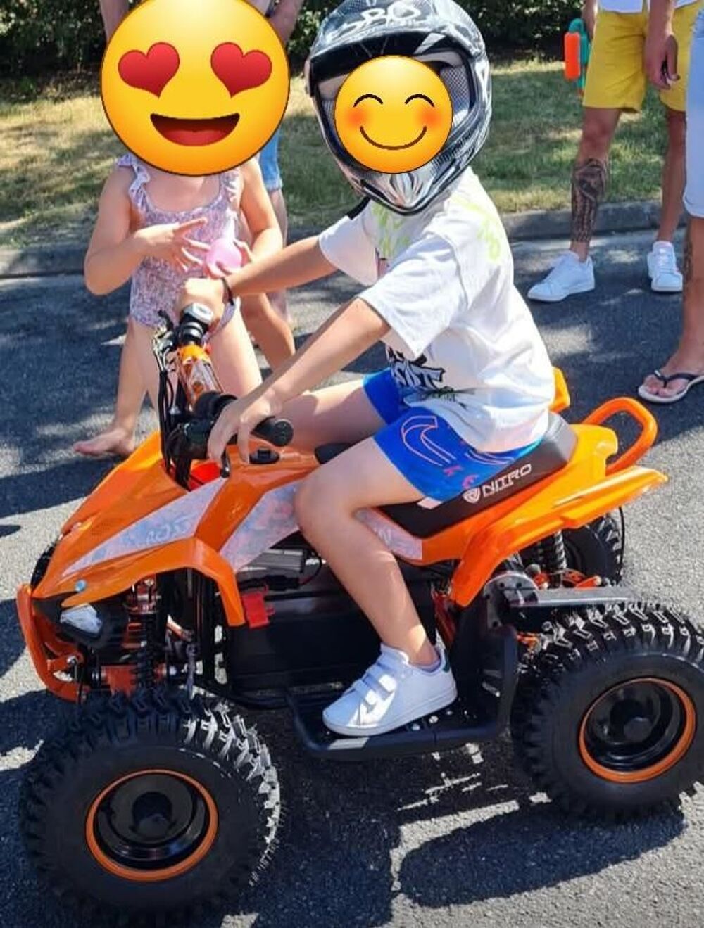 QUAD LMR &eacute;lectrique orange enfant 1000 W TBE Jeux / jouets