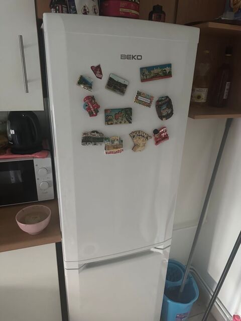 Frigidaire 177cm de hauteur 50 Toulon (83)