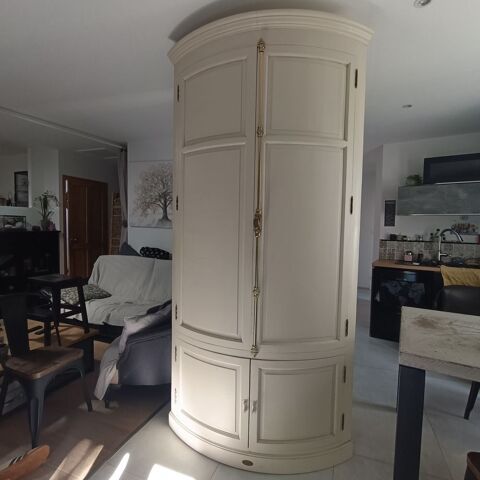 Armoire d'angle De Kercoet Puilboreau (17)