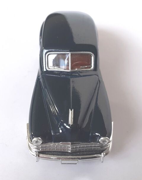 Miniature Chrysler Windsor 1938 7 Paris 19 (75)